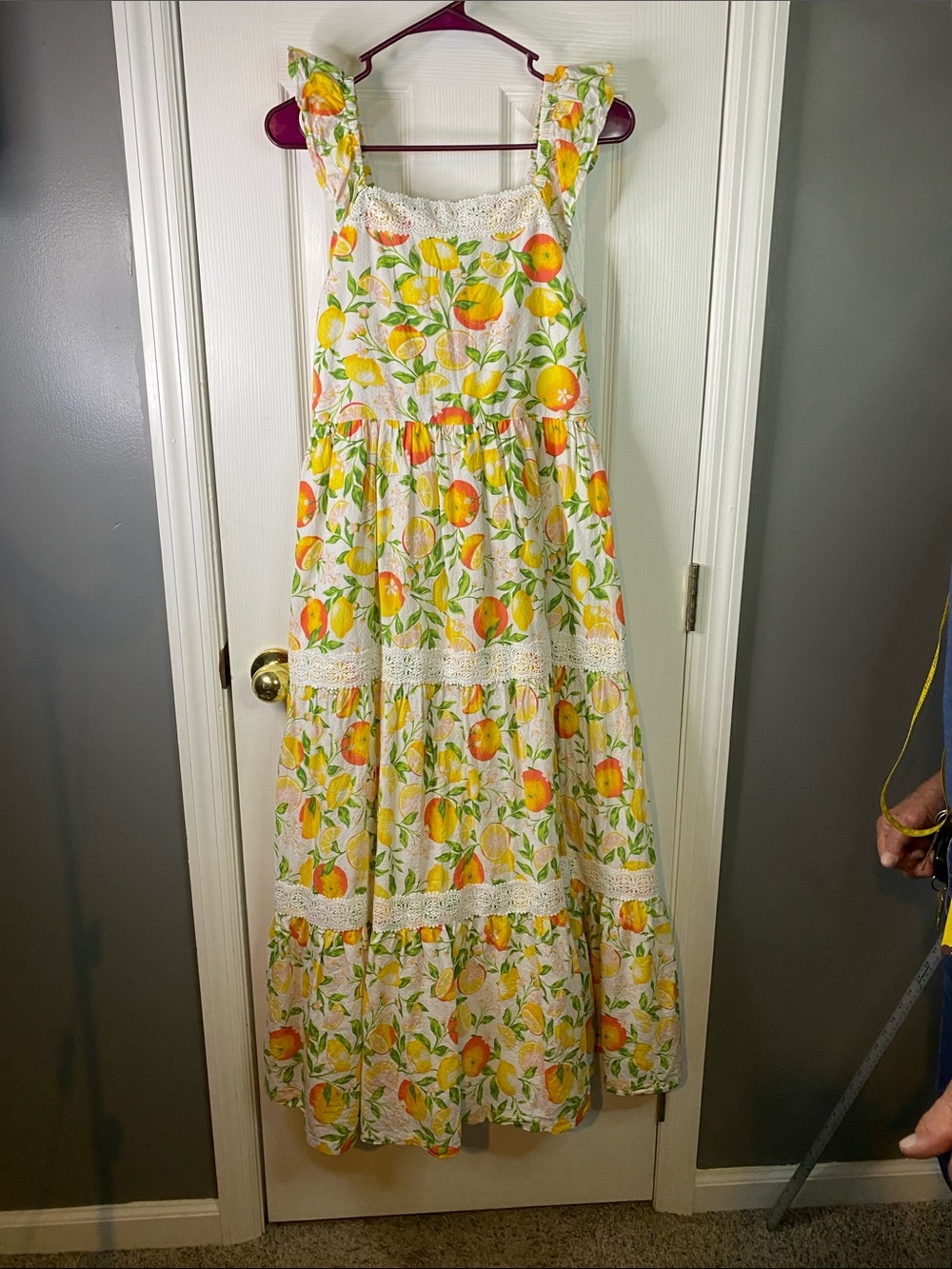 Rachel Zoe White Sundress with Yellow and Orange Citrus Print Size 4.